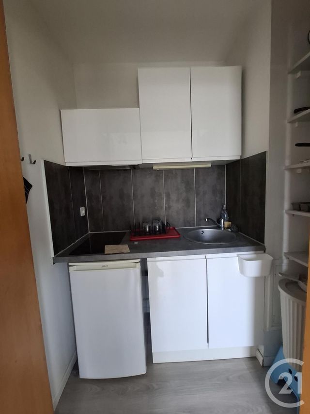 Appartement T1 à vendre - 1 pièce - 17.88 m2 - REIMS - 51 - CHAMPAGNE-ARDENNE - Century 21 Espace Conseil