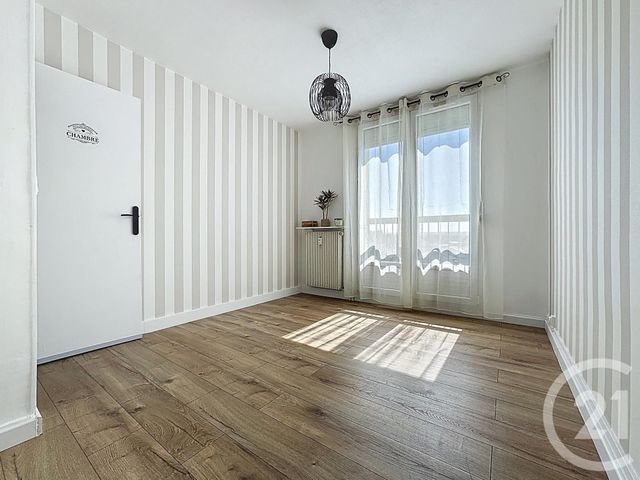 Appartement T3 à vendre - 3 pièces - 63.93 m2 - TINQUEUX - 51 - CHAMPAGNE-ARDENNE - Century 21 Espace Conseil