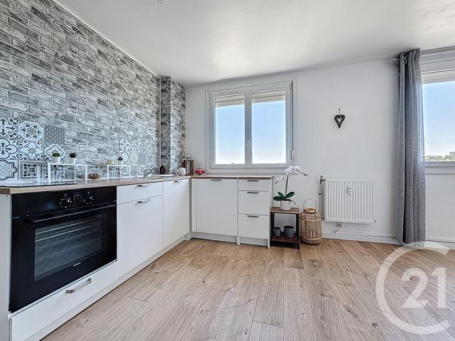Appartement T3 à vendre - 3 pièces - 63.93 m2 - TINQUEUX - 51 - CHAMPAGNE-ARDENNE - Century 21 Espace Conseil