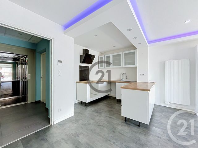 Appartement F3 à vendre - 3 pièces - 68.0 m2 - REIMS - 51 - CHAMPAGNE-ARDENNE - Century 21 Espace Conseil