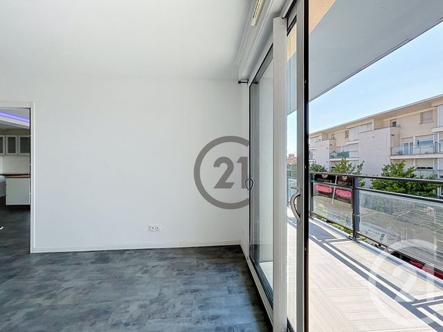 Appartement F3 à vendre - 3 pièces - 68.0 m2 - REIMS - 51 - CHAMPAGNE-ARDENNE - Century 21 Espace Conseil