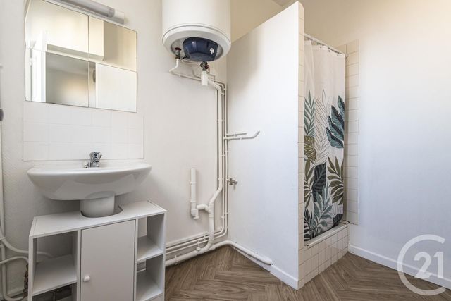 Appartement T2 à vendre - 2 pièces - 29.1 m2 - REIMS - 51 - CHAMPAGNE-ARDENNE - Century 21 Espace Conseil