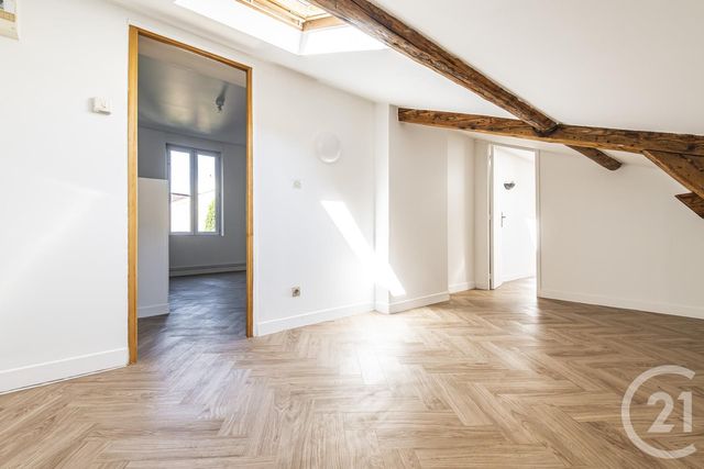 Appartement T4 à vendre - 4 pièces - 58.95 m2 - REIMS - 51 - CHAMPAGNE-ARDENNE - Century 21 Espace Conseil