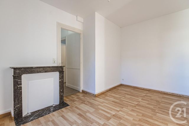 Appartement T2 à vendre - 2 pièces - 29.2 m2 - REIMS - 51 - CHAMPAGNE-ARDENNE - Century 21 Espace Conseil