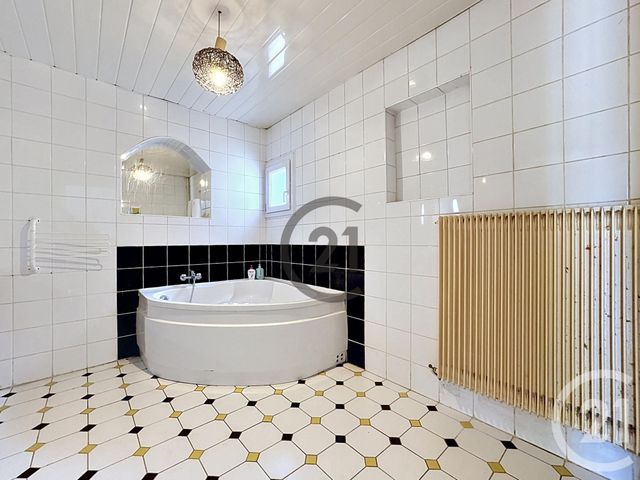 maison à vendre - 6 pièces - 122.81 m2 - ST BRICE COURCELLES - 51 - CHAMPAGNE-ARDENNE - Century 21 Espace Conseil