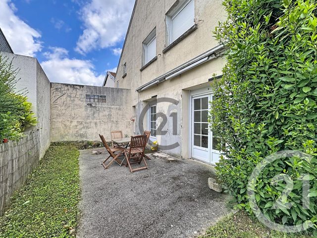 maison à vendre - 6 pièces - 122.81 m2 - ST BRICE COURCELLES - 51 - CHAMPAGNE-ARDENNE - Century 21 Espace Conseil