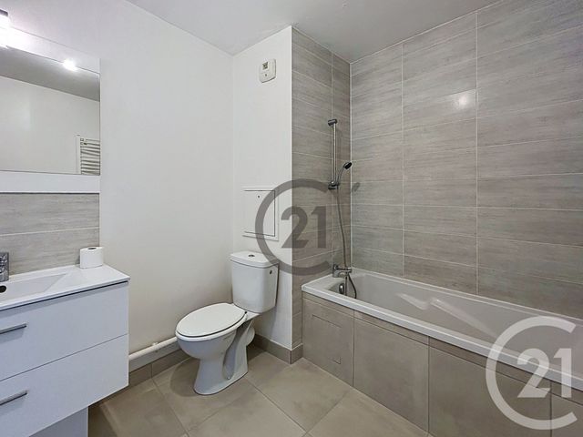 Appartement F2 à vendre - 2 pièces - 50.0 m2 - REIMS - 51 - CHAMPAGNE-ARDENNE - Century 21 Espace Conseil