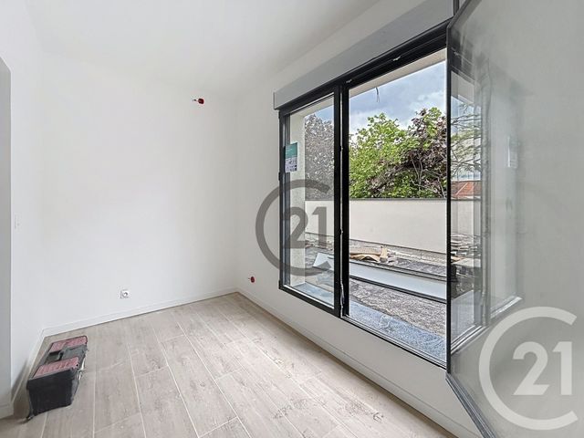 Appartement F1 bis à vendre - 2 pièces - 31.0 m2 - REIMS - 51 - CHAMPAGNE-ARDENNE - Century 21 Espace Conseil