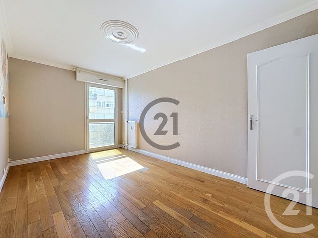 Appartement T5 à vendre - 5 pièces - 107.0 m2 - REIMS - 51 - CHAMPAGNE-ARDENNE - Century 21 Espace Conseil