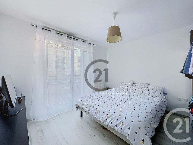 Appartement T2 à vendre - 2 pièces - 46.62 m2 - REIMS - 51 - CHAMPAGNE-ARDENNE - Century 21 Espace Conseil