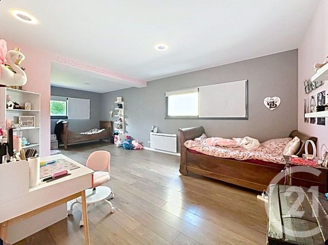 maison à vendre - 8 pièces - 298.0 m2 - POUILLON - 51 - CHAMPAGNE-ARDENNE - Century 21 Espace Conseil