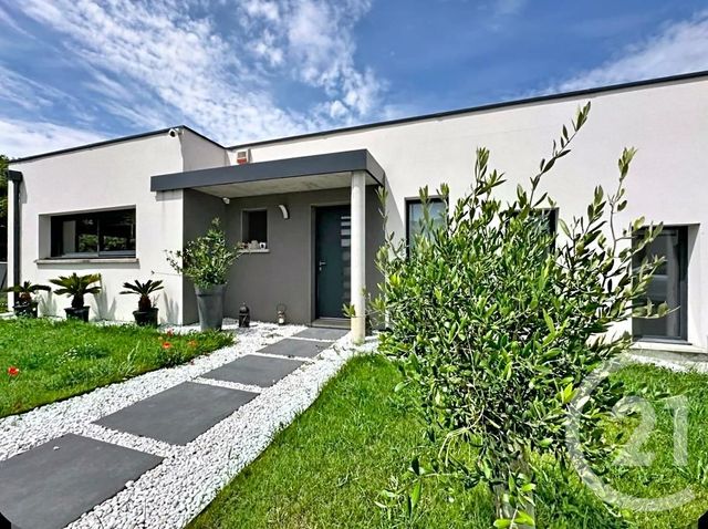 maison à vendre - 8 pièces - 298.0 m2 - POUILLON - 51 - CHAMPAGNE-ARDENNE - Century 21 Espace Conseil