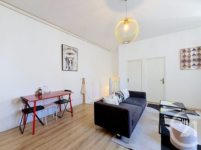 Appartement F5 à vendre - 5 pièces - 90.2 m2 - REIMS - 51 - CHAMPAGNE-ARDENNE - Century 21 Espace Conseil